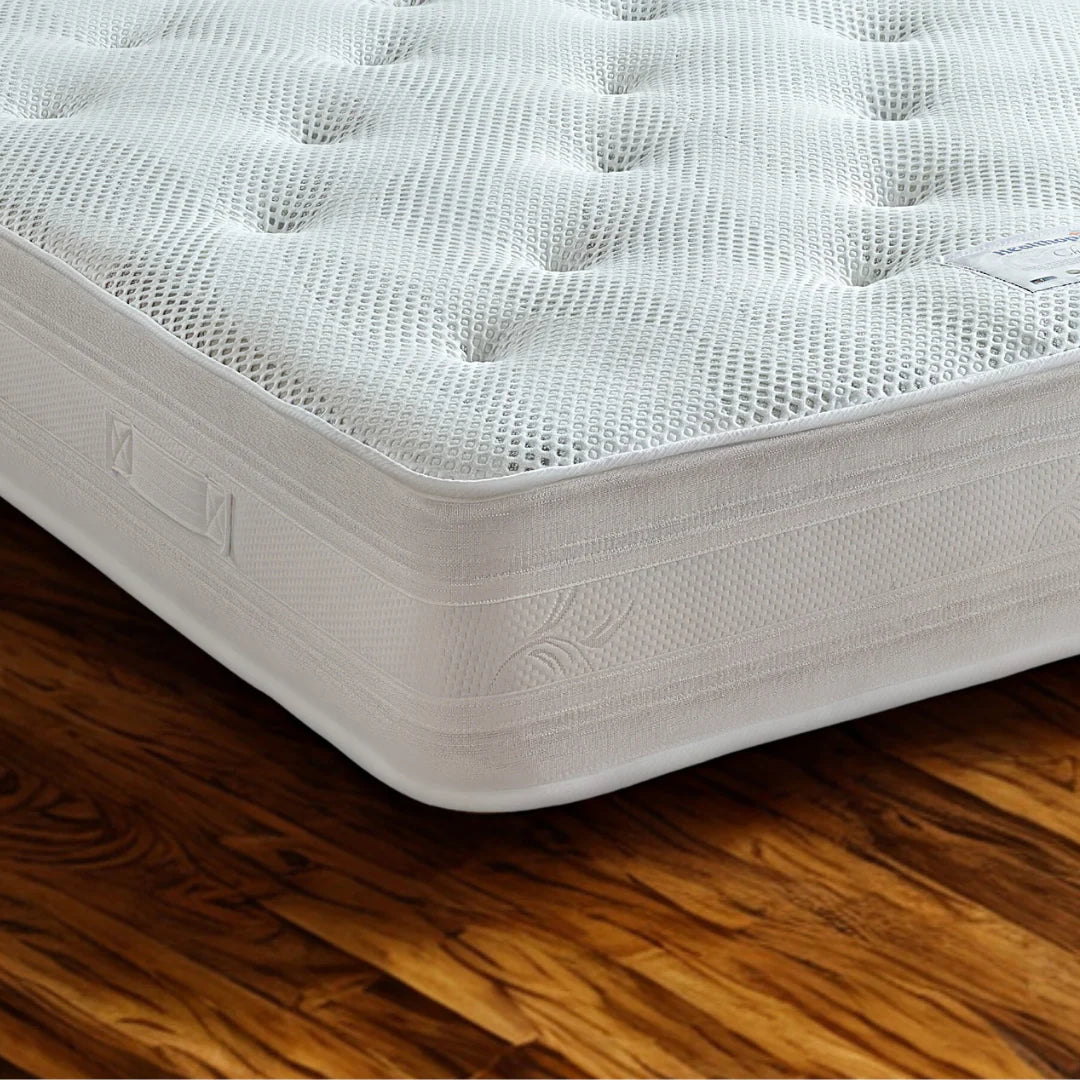 Healthopaedic Charlie 1000 Zero Gravity Encapsulated Pocket Sprung Mattress