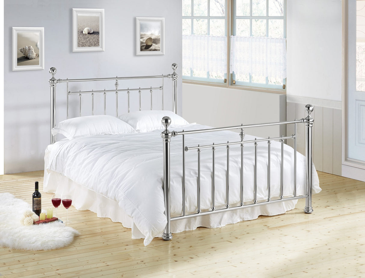 Alexander Brushed Metal Bed - Silver/Chrome Elegance