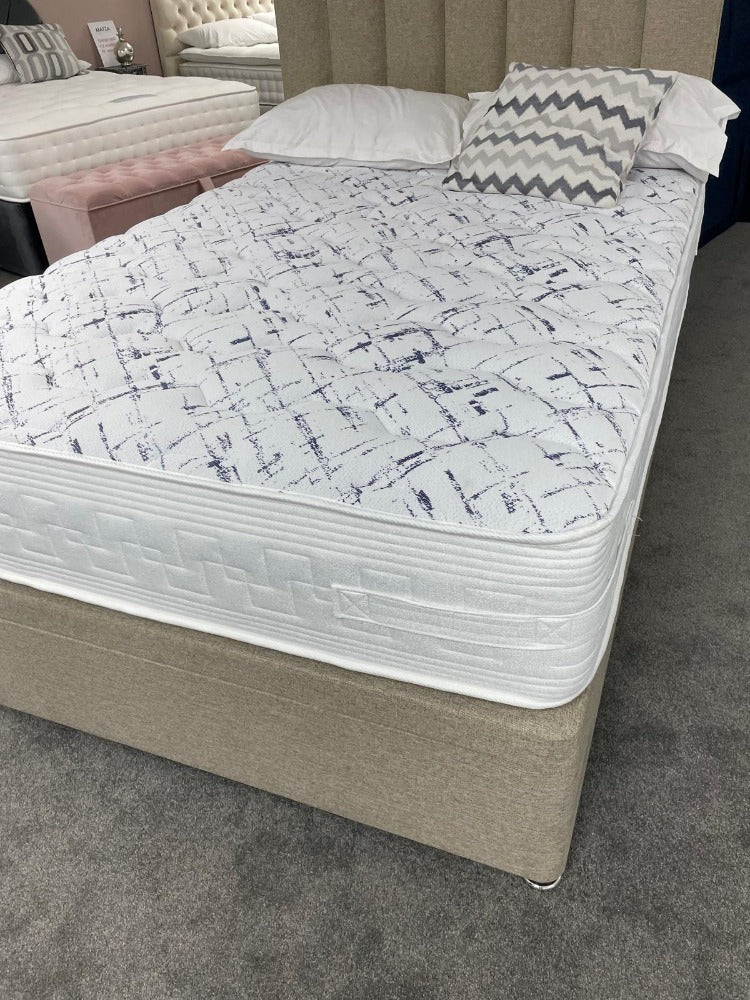 Healthopaedic Cool Gel 1000 Pocket Zero Gravity Mattress
