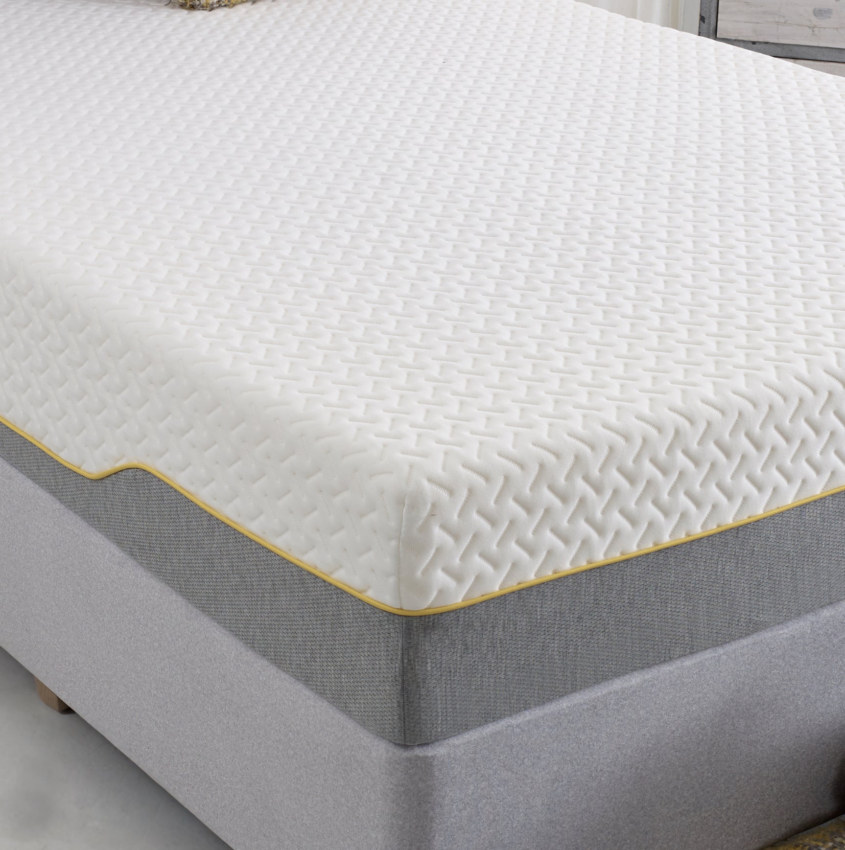 Mollie+ Max Hybrid Memory Foam Mattress